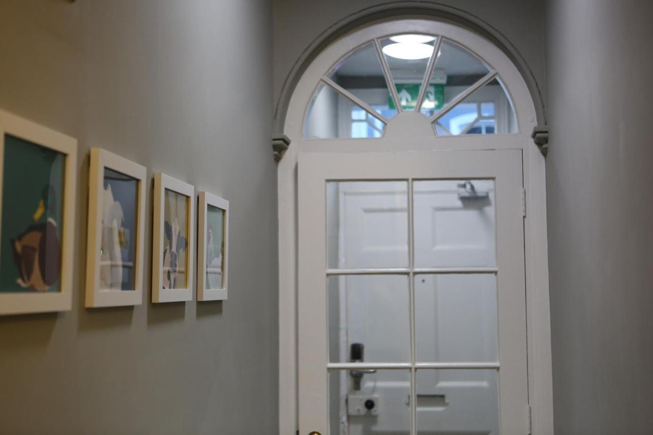 No 12 - Stunning Self Check-In Apartments In Worcester Centre ภายนอก รูปภาพ