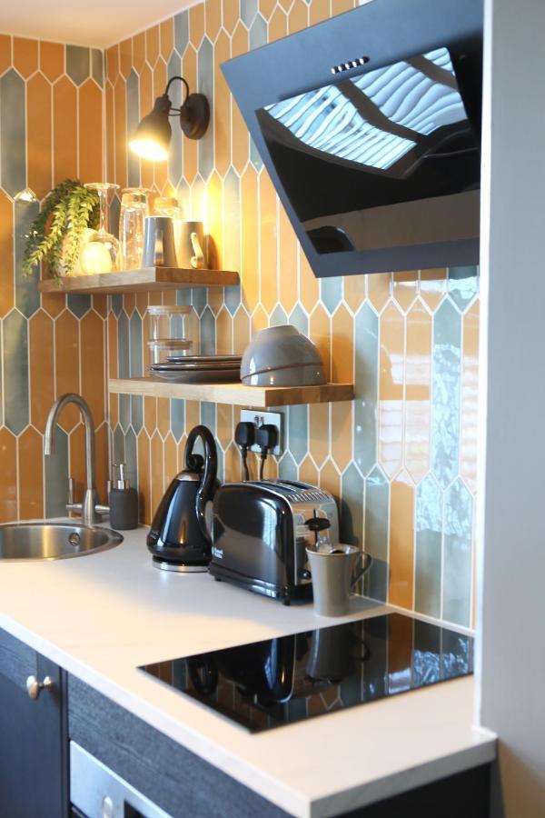 No 12 - Stunning Self Check-In Apartments In Worcester Centre ภายนอก รูปภาพ