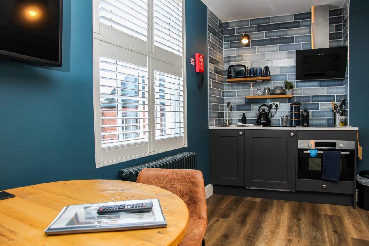 No 12 - Stunning Self Check-In Apartments In Worcester Centre ภายนอก รูปภาพ